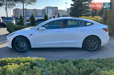 Седан Tesla Model 3 2018 в 