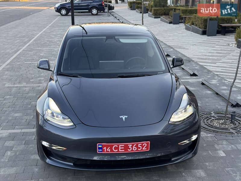 Седан Tesla Model 3 2023 в Ужгороде фото 5 Седан Tesla Model 3 2023 в Ужгороде