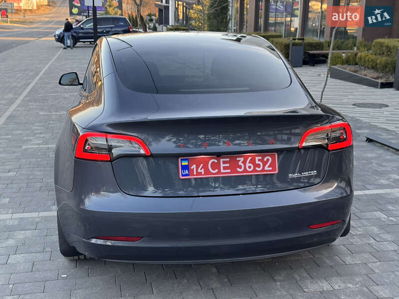 Седан Tesla Model 3 2023 в Ужгороде фото 16 Седан Tesla Model 3 2023 в Ужгороде