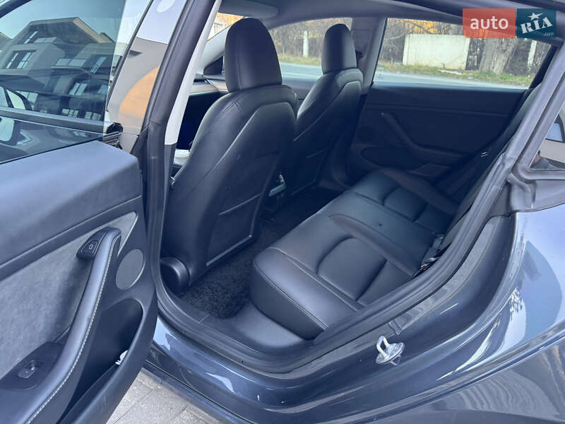 Седан Tesla Model 3 2023 в Ужгороде фото 28 Седан Tesla Model 3 2023 в Ужгороде