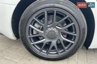 Седан Tesla Model 3 2024 в 