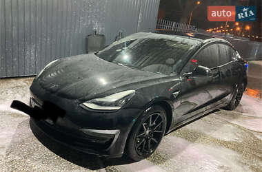 Седан Tesla Model 3 2018 в 
