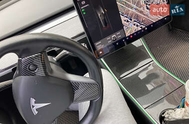 Седан Tesla Model 3 2018 в 