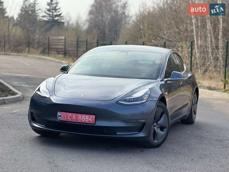Tesla Model 3 2019