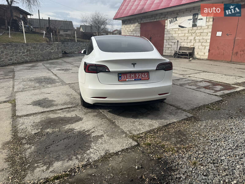 Седан Tesla Model 3 2021 в Шепетовке фото 5 Седан Tesla Model 3 2021 в Шепетовке
