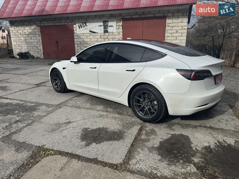 Седан Tesla Model 3 2021 в Шепетовке фото 6 Седан Tesla Model 3 2021 в Шепетовке