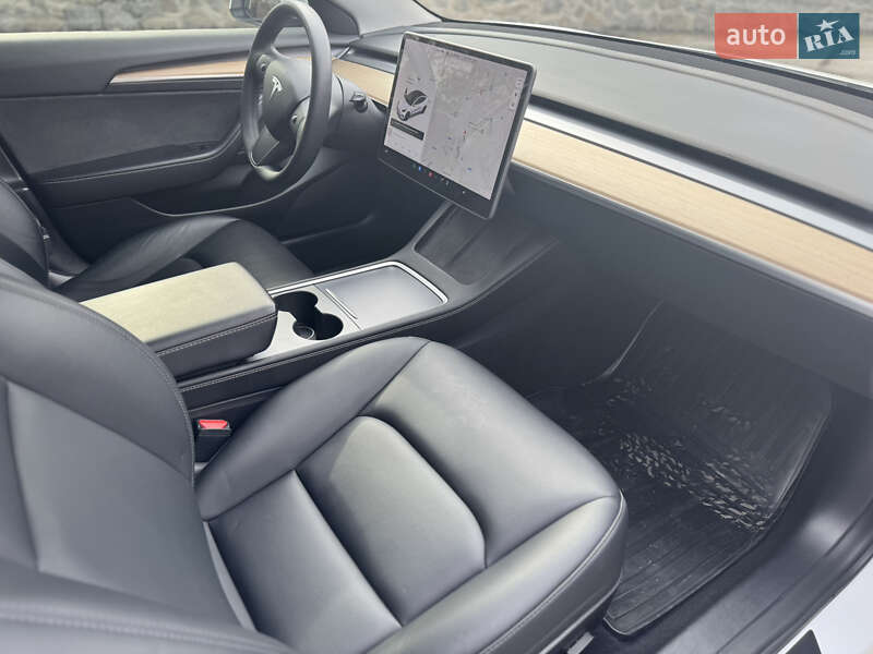 Седан Tesla Model 3 2021 в Шепетовке фото 15 Седан Tesla Model 3 2021 в Шепетовке