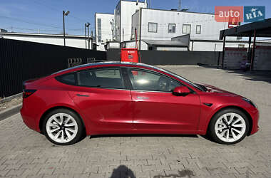 Седан Tesla Model 3 2022 в Львове