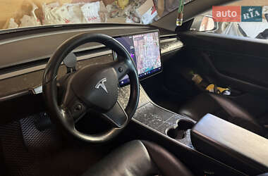 Седан Tesla Model 3 2018 в 