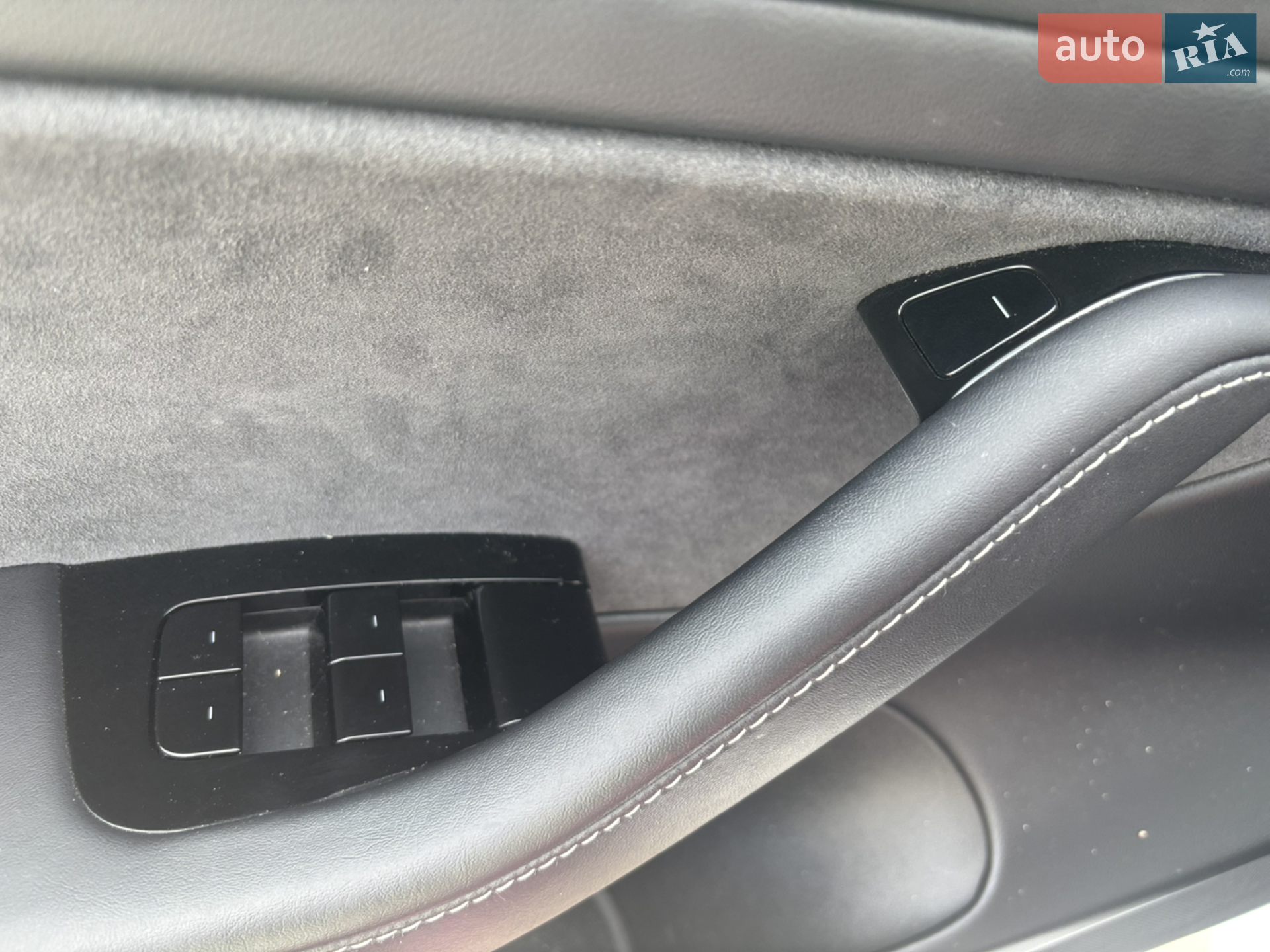 2020 Tesla Model 3 - мініатюра 28