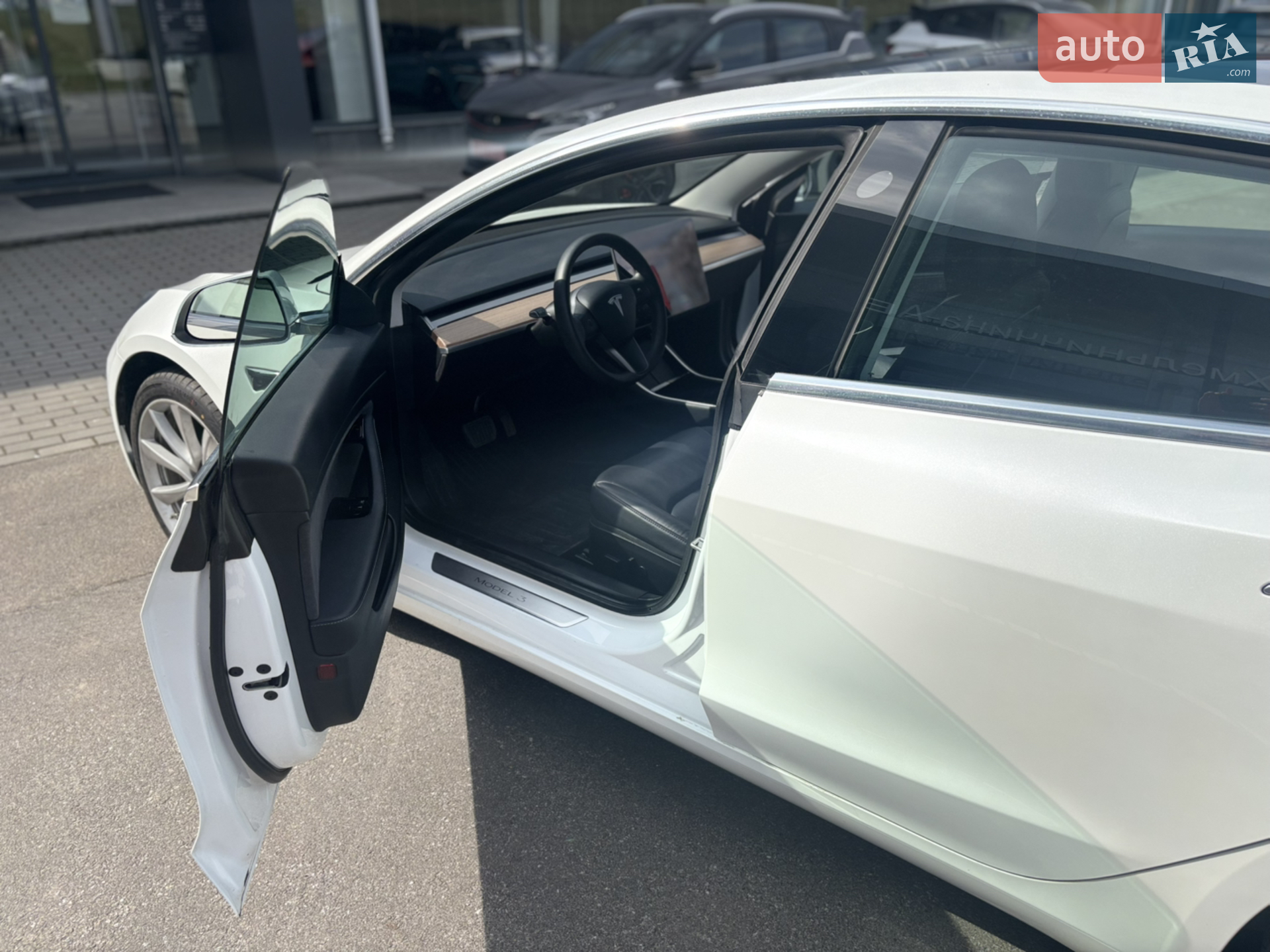 2020 Tesla Model 3 - мініатюра 29