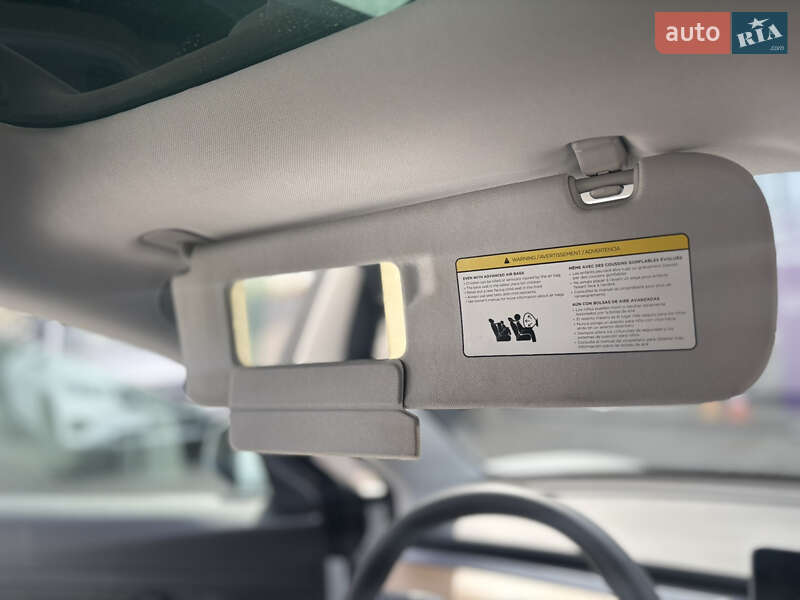 Седан Tesla Model 3 2020 в Хмельницком