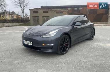 Седан Tesla Model 3 2019 в Львове
