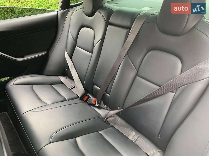 Седан Tesla Model 3 2018 в Черновцах фото 18 Седан Tesla Model 3 2018 в Черновцах