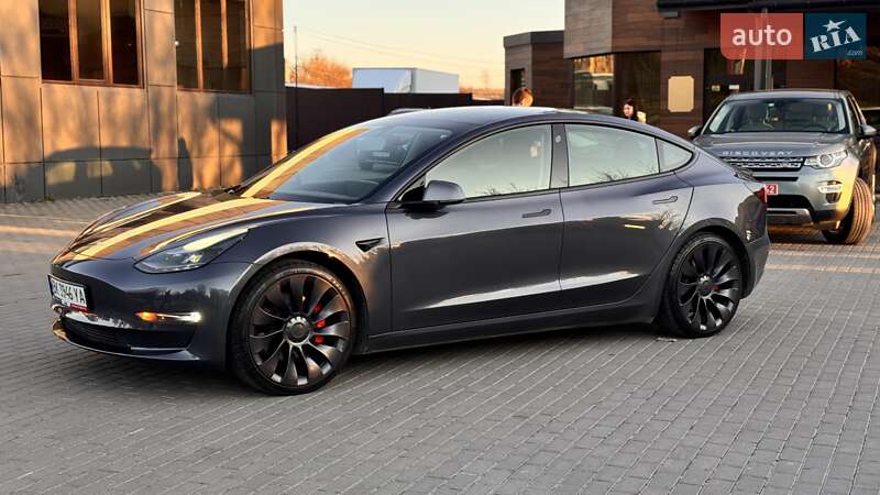 Tesla Model 3 2021