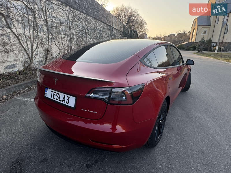 Седан Tesla Model 3 2020 в Києві
