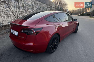 Седан Tesla Model 3 2020 в Киеве