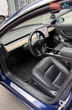 Седан Tesla Model 3 2018 в 