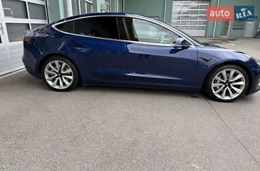 Седан Tesla Model 3 2018 в 
