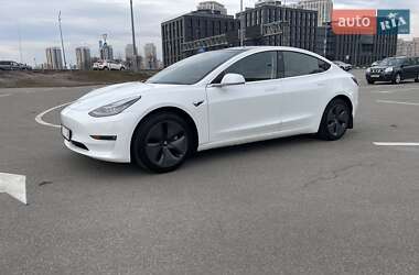 Седан Tesla Model 3 2019 в 