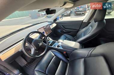Седан Tesla Model 3 2019 в Киеве