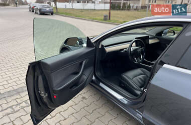 Седан Tesla Model 3 2018 в 