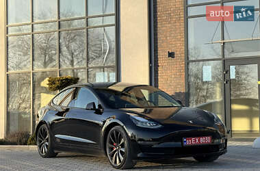 Седан Tesla Model 3 2019 в 