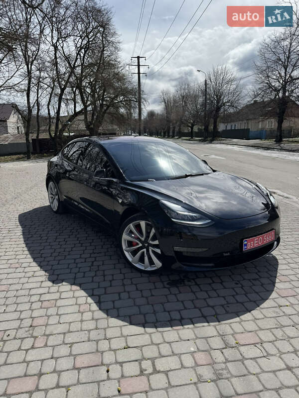 Седан Tesla Model 3 2018 в 