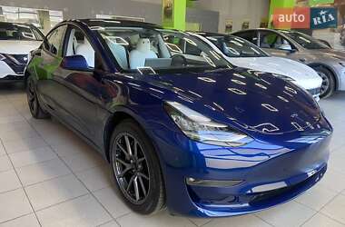Седан Tesla Model 3 2023 в Киеве