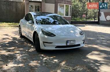 Седан Tesla Model 3 2020 в Вінниці