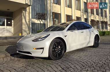 Седан Tesla Model 3 2018 в 