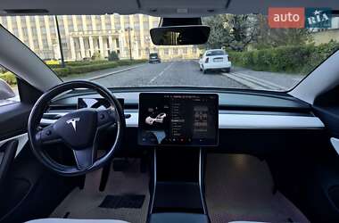 Седан Tesla Model 3 2018 в 