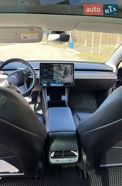 Седан Tesla Model 3 2019 в Ковеле