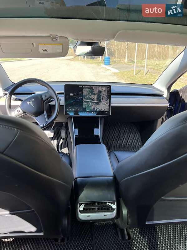 Седан Tesla Model 3 2019 в Ковеле