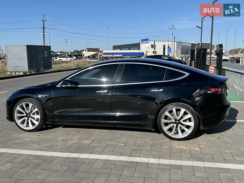 Седан Tesla Model 3 2019 в Луцке фото 2 Седан Tesla Model 3 2019 в Луцке