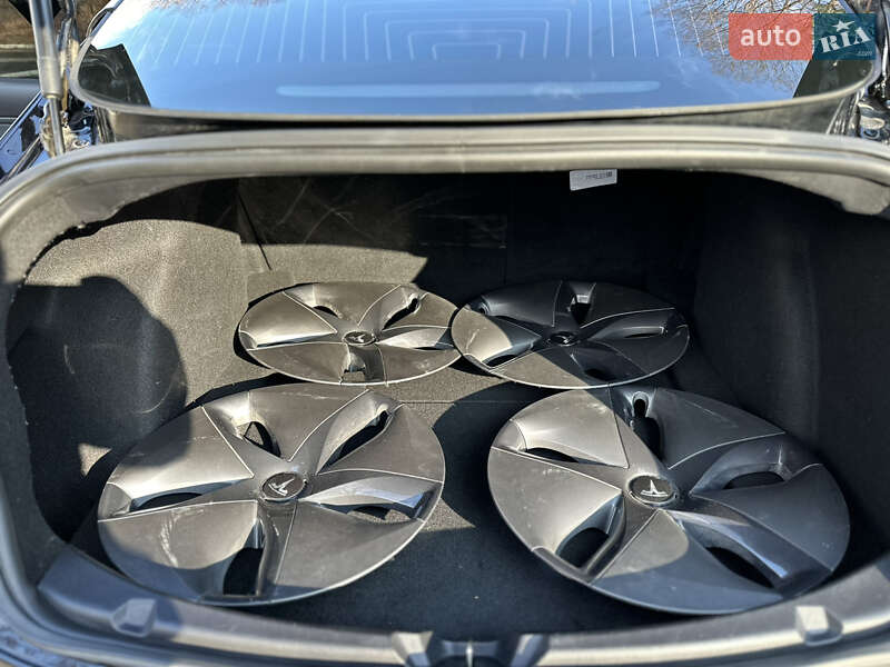 Седан Tesla Model 3 2019 в Трускавце фото 8 Седан Tesla Model 3 2019 в Трускавце