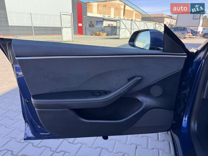 Седан Tesla Model 3 2024 в Луцке фото 21 Седан Tesla Model 3 2024 в Луцке