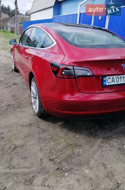 Седан Tesla Model 3 2018 в 