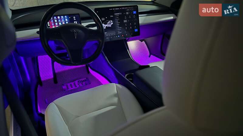 Tesla Model 3 2018