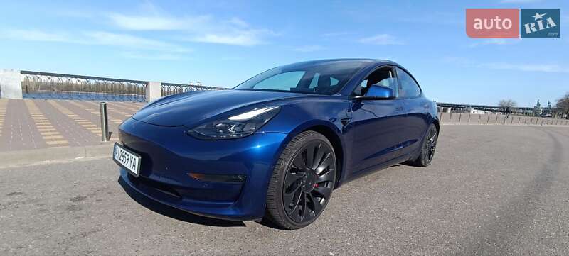 Tesla Model 3 2021