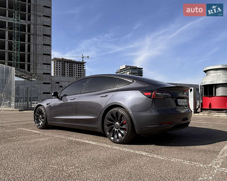 Седан Tesla Model 3 2021 в Днепре