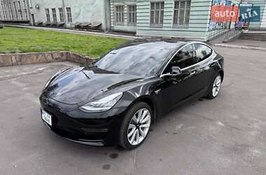 Седан Tesla Model 3 2018 в 