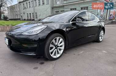 Седан Tesla Model 3 2018 в 