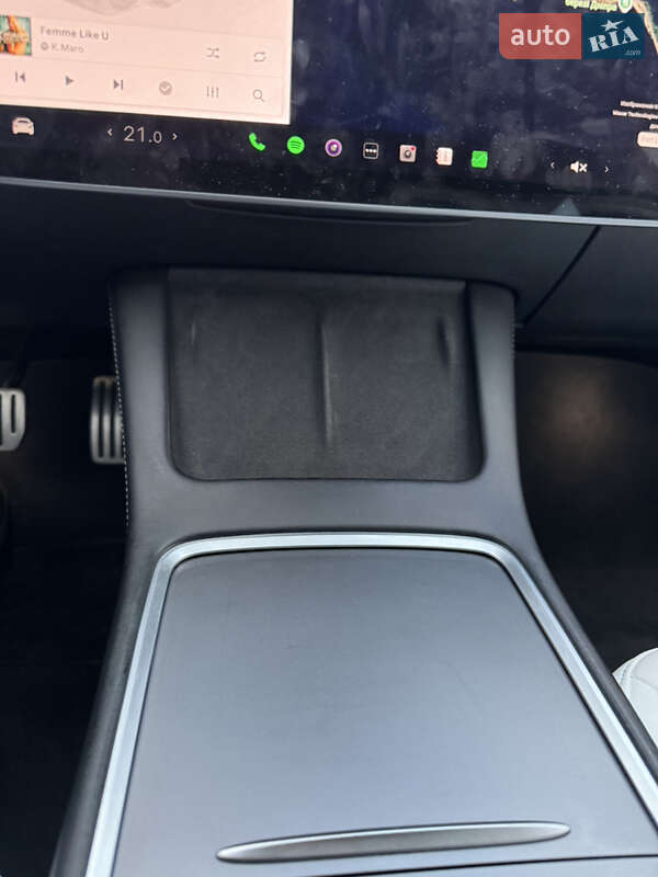 Седан Tesla Model 3 2022 в Черкассах