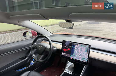 Седан Tesla Model 3 2018 в 