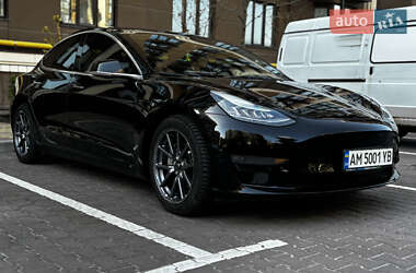 Седан Tesla Model 3 2019 в 