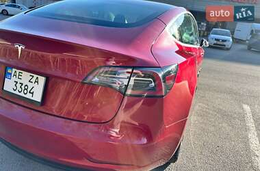 Седан Tesla Model 3 2019 в 