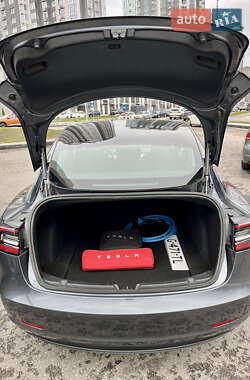 Седан Tesla Model 3 2019 в 