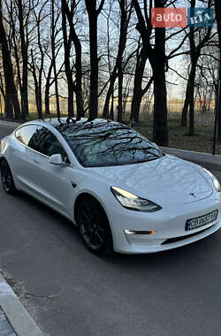 Седан Tesla Model 3 2018 в 