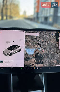 Седан Tesla Model 3 2018 в 